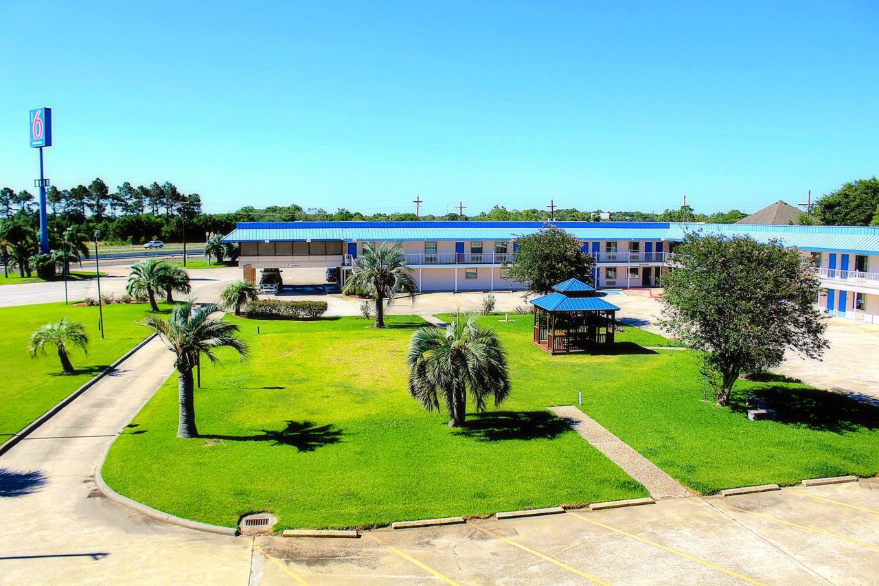 Motel 6-Winnie, Tx Екстер'єр фото