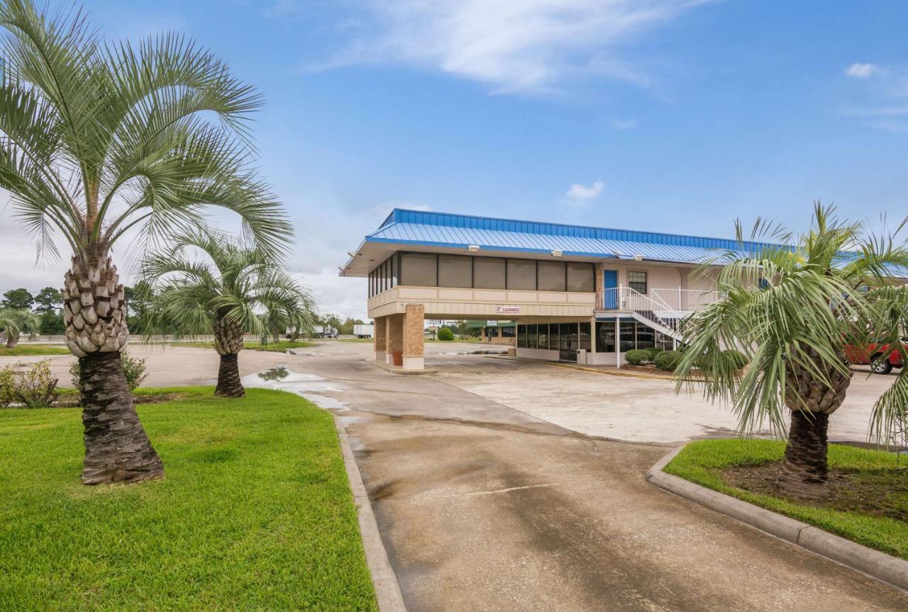 Motel 6-Winnie, Tx Екстер'єр фото