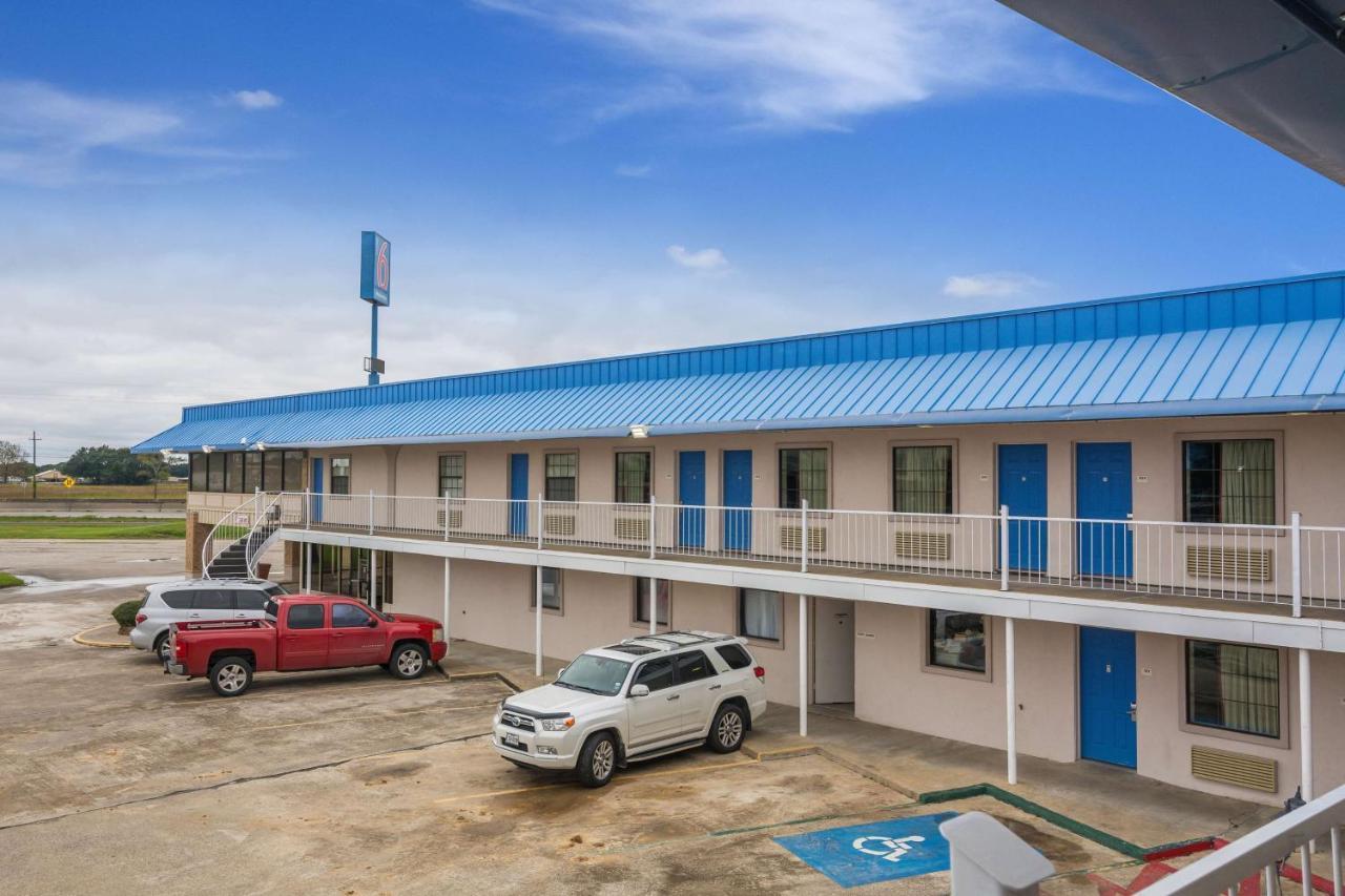 Motel 6-Winnie, Tx Екстер'єр фото